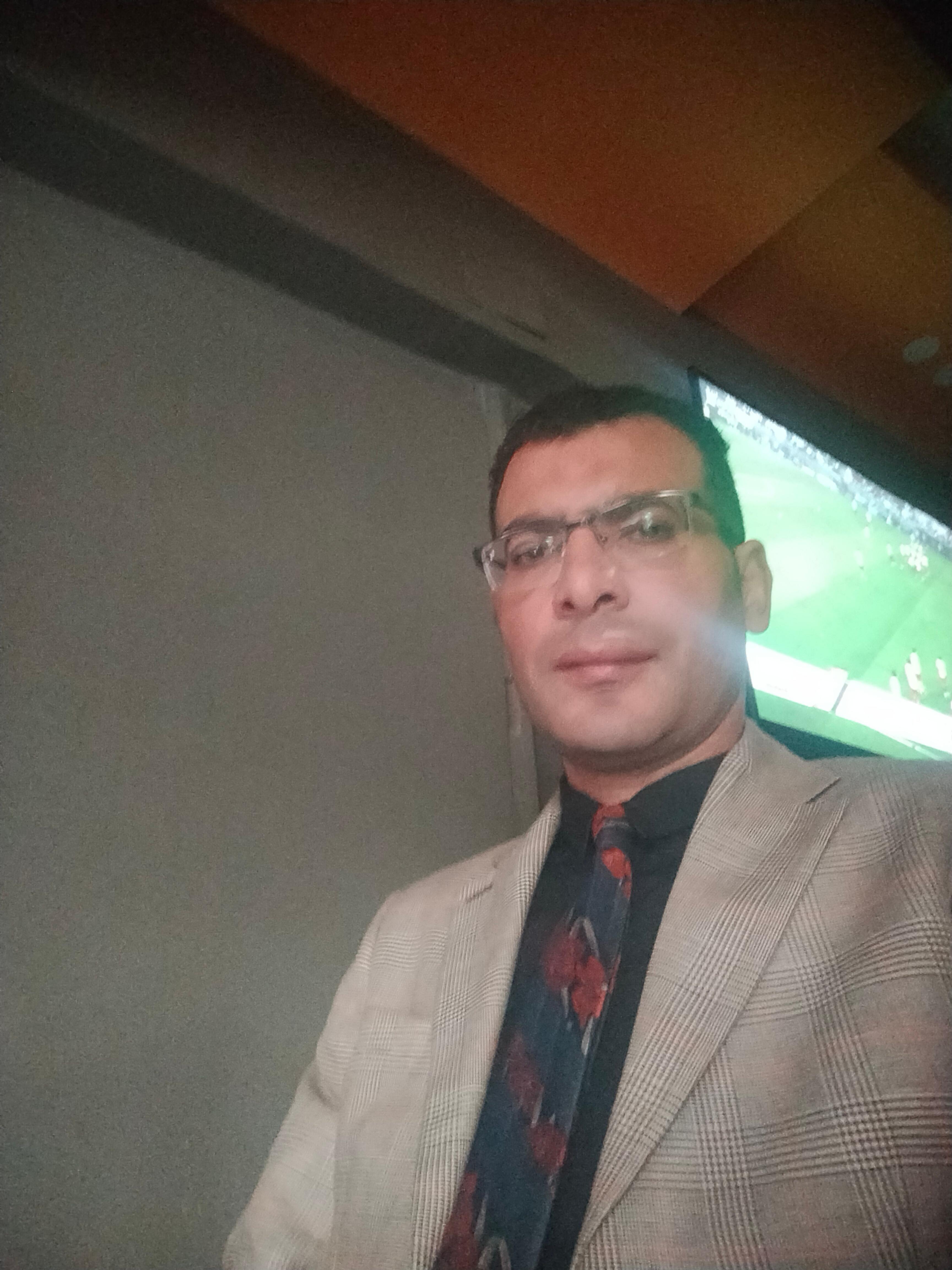 احمد علي حسن حسين