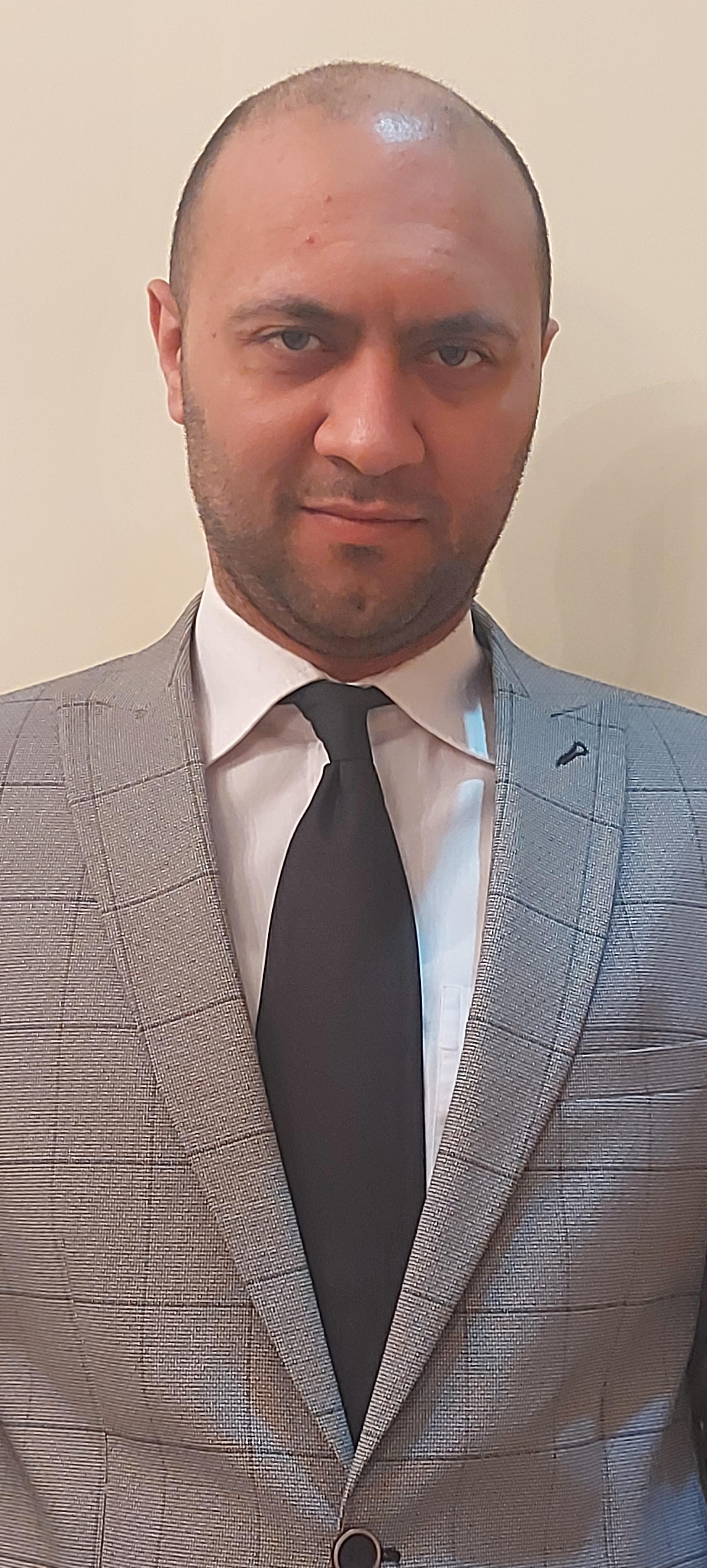 حمدي السيد كرم