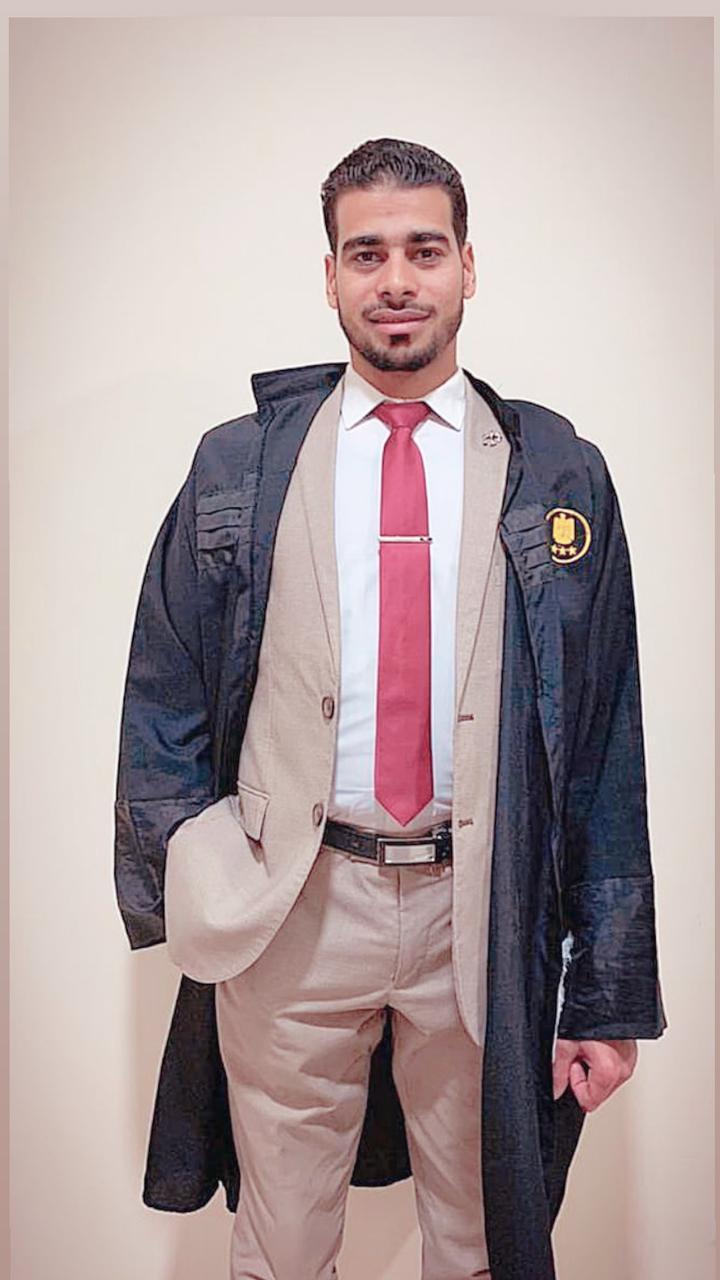 احمد عمر الشريف