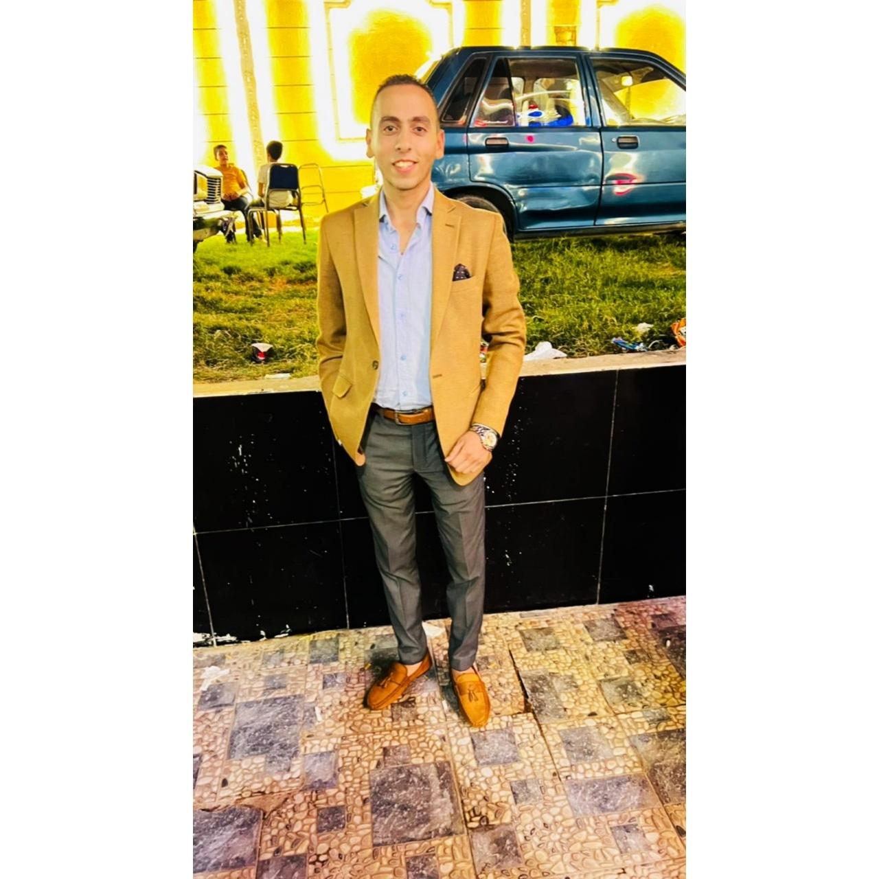 احمد عبدالكريم شحاته