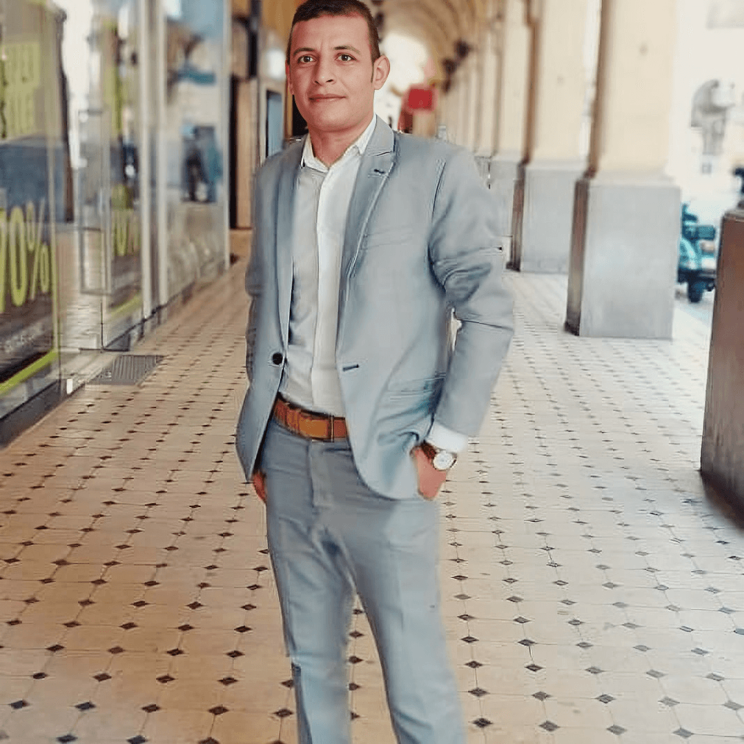 السيد عاطف السيد