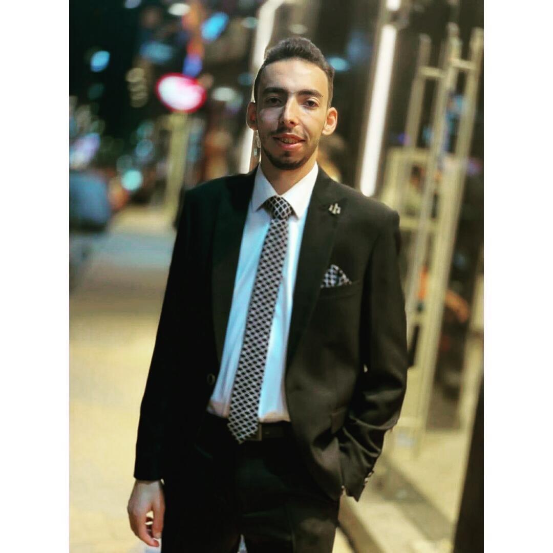 أحمدهشام فاروق أبو عمر