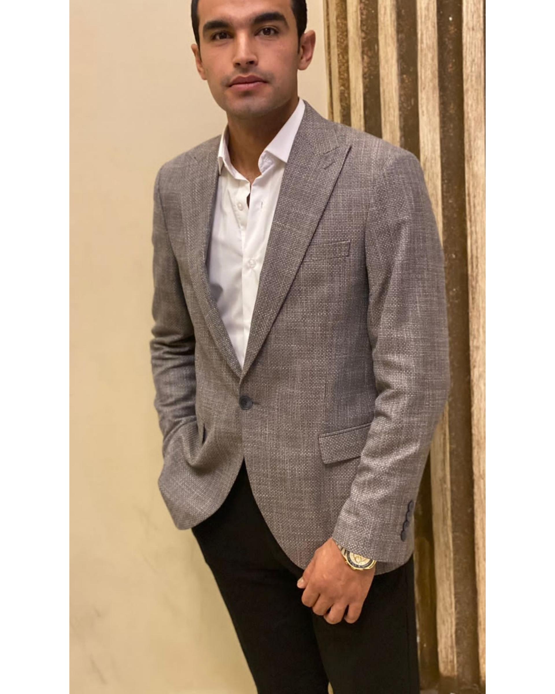 عامر عبدالجواد علي صديق